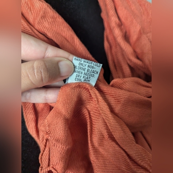 Lightweight Rust Scarf Soft Material With Tassels - Picture 8 of 8